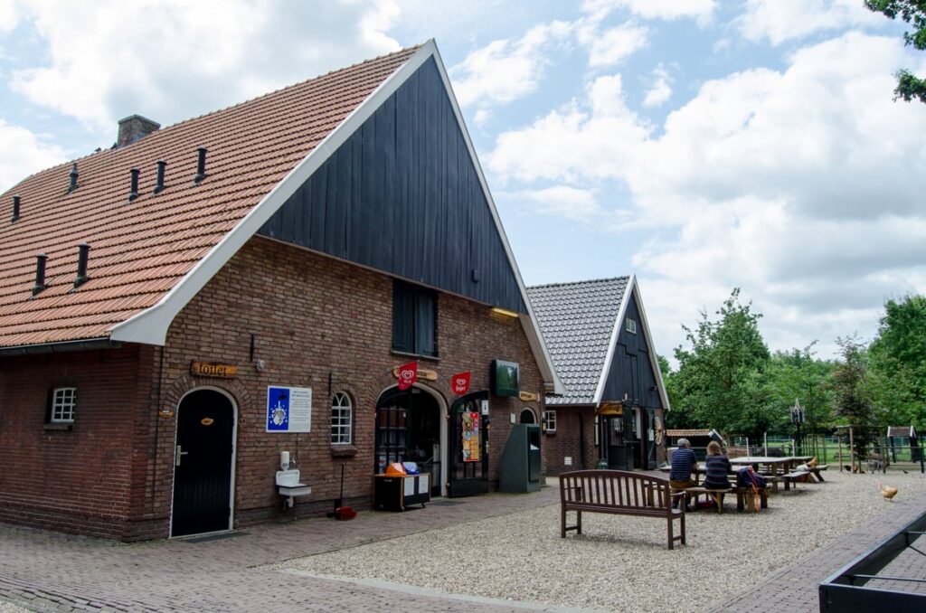 Kinderboerderij Enschede noord foto voor contact pagina